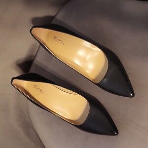 Michael Kors Black Pump